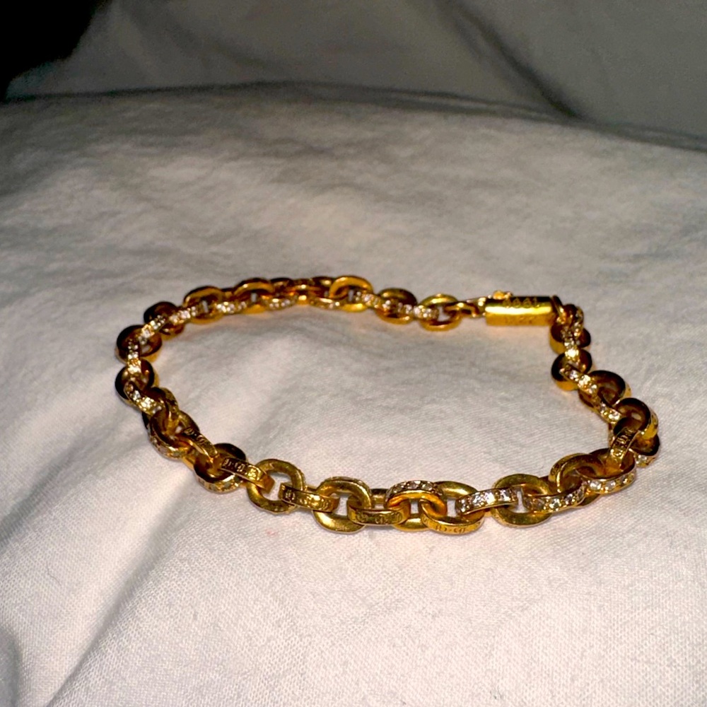 Chrome hearts paper chain stamped woman’s bracelet with diamondsfrom st Barths